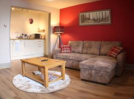 Immaculate 1 Bed Apartment in Pitlochry Scotland, hótel í Pitlochry