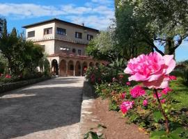 Villa Paradiso, hotel in zona Terme Catullo di Sirmione, Sirmione
