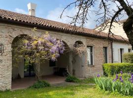 Agriturismo Borgo Buzzaccarini Rocca di Castello, hotel v destinaci Monselice
