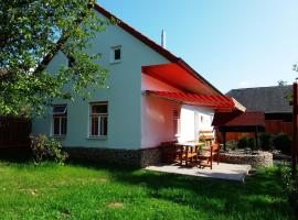 Můj domeček, hotel a Nevcehle