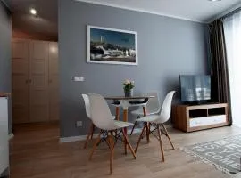 Apartament IKAR - 2 pokojowy przy morzu z balkonem