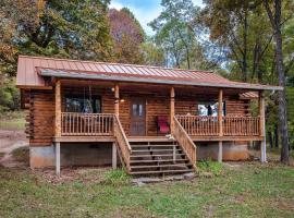 Fly Away Cabin- Modern, Serene, And Convenient, villa in Compton