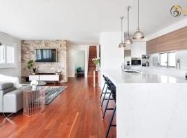 Luxury in Corlette 4 Drungall Ave, hôtel à Corlette