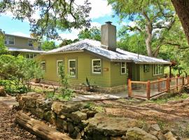 Frog Cottage on the Blanco, casa a Wimberley