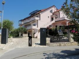 Apartmani Simon, golfový hotel v destinaci Lopar