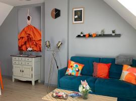 SUPERLOGIS - Sous Les Toits - T2- 3étoiles - BLOIS-HYPERCENTRE 1 chambre 4 personnes