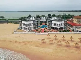 Avenue Palm Eforie
