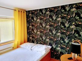 Pierwsze Piętro Restauracja&Noclegi, hotel v destinácii Lesko