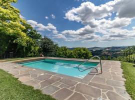 Villa delle Ginestre (piscina e vista panoramica), hotell i Montescudo
