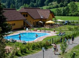 Happy Camp Mobile Homes in Camping Bella Austria, glamping en Sankt Peter am Kammersberg