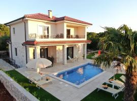 Luxury Villa Sara in Malinska, מקום אירוח ביתי בSveti Ivan