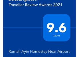 Rumah Ayin Homestay Near Airport, hotel cerca de Aeropuerto Sultán Mahmud Badaruddin II - PLM, 