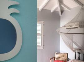 Bungalow cocodile, bungalow in Sainte-Anne