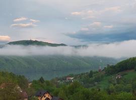 Mountain and Lake Views beautiful Miedzybrodzie, apartamento en Międzybrodzie Bialskie