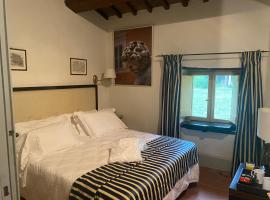 Albergo Le Casaline, hotel v destinaci Campello sul Clitunno