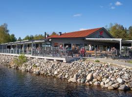 Lakelodge, cabin in Karlskoga