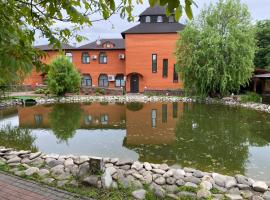 Гостинний маєток, Hotel in Myla