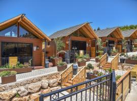 צימרים מצפה חרמון, 5-Sterne-Hotel in Madschdal Schams