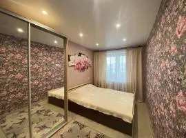 Квартира с раздельными комнатами, левый берег, пр Правды, Ул Калиновая