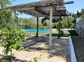 Vivienda Rural Maestro Herrador, hotel in Ubrique