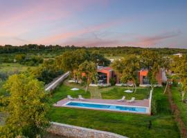Villa Voliera, Papafigo Camping, hotel in Vodnjan