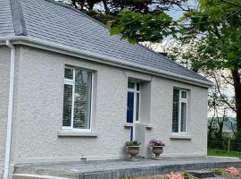 WILLOW COUNTRY COTTAGE, hotel in Killarney