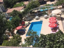 Sunset Apart Otel, serviced apartment in Oludeniz