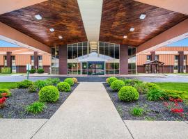 Quality Inn & Suites Florence - Cincinnati South, hotell i Florence