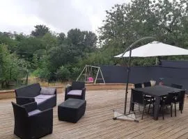 Charmant appartement vue sur la rivière.
