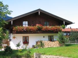 Feichten-Hof Zuhaus Familie Zaiser, hotel in Schleching