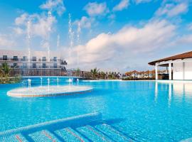 Melia Dunas Beach Resort & Spa - All Inclusive，聖瑪麗亞的飯店