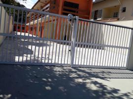 Chalés Ubatuba 102 - P. Itaguá, Lodge in Ubatuba