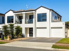 Swainson on Lexington - 200m to Beach!, hotelli kohteessa Henley Beach South