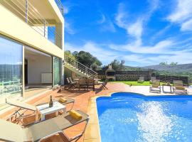 Secret Escape Villa Heated Pool and Jacuzzi, hotel em Kolymvari