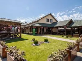 Praktik Hotel & Restaurant
