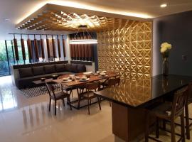 Business SUITES KEPLER, serviced apartment in Mexico City
