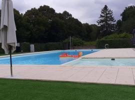 Zonnig Appartement Golf van Durbuy, hotel near Durbuy Adventure, Durbuy