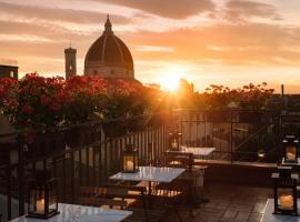 Hotel Cardinal of Florence - recommended for ages 25 to 55、フィレンツェ、サンマルコ - サンティッシマのホテル