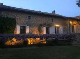 Holiday Gites in Dordogne are two charming, spacious gites offering privacy and tranquillity for that perfect get away holiday