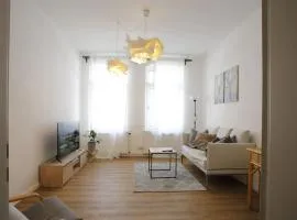 *Schöne 2-Z.-Wohnung mit Badewanne und Okerblick*