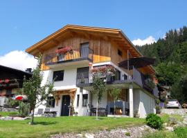 Haus Carmen, Familienfreundliche 4 Edelweiss Ferienwohnung mit TOP Einrichtung, apartment in Sankt Gallenkirch