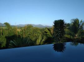 Villa Kumquat, avec piscine Clévacances 4 clés，帕蒂博的度假住所