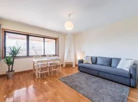 Gaia House - Apartamento com Metro à Porta e Centro Histórico Perto