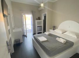 AEGEAN VIEW SEASIDE ROOMS AND STUDIOS KEA, hotel v destinaci Korissia