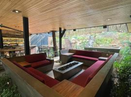 Hotel Oxú Solo adultos, ξενοδοχείο σε Valle de Bravo