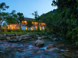 Làng Nương Yên Tử (Yên Tử Village), ξενοδοχείο σε Uông Bí