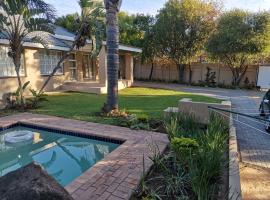 Rooikrans Guest House, bed and breakfast a Johannesburg