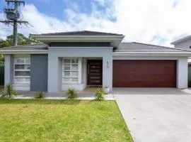 Callala Bay Beach House - Wowly Waters - Pet Friendly