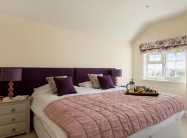 Chirk Cottage at Hill House Farm Cheshire, hotel pentru familii din Tarporley