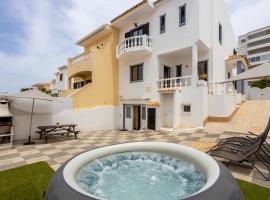 Best Guest Residence, ostello a Lagos